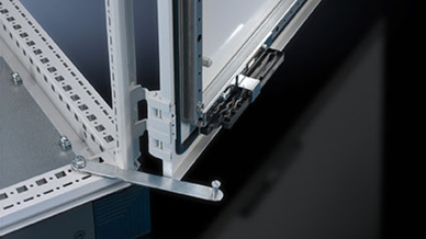 Datacenter, Schaltschrank, Rittal: Fluchtwege-taugliche